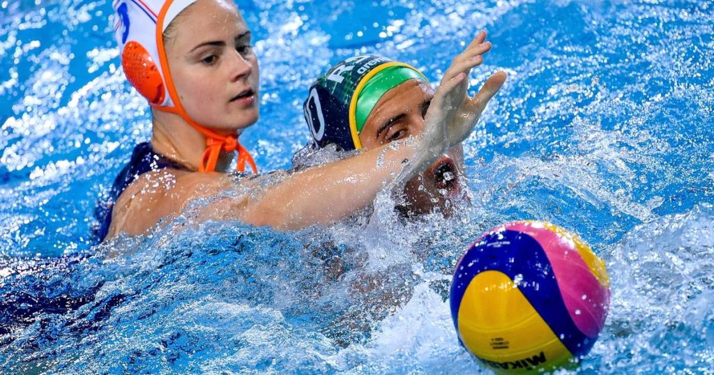 Water polo players against Canada for a place in the quarter-finals of the World Cup |  Other Sports