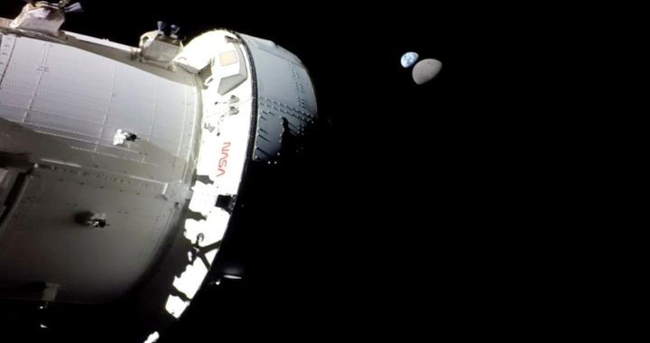 NASA's Orion spacecraft breaks a record on a mission around the moon |  Technology