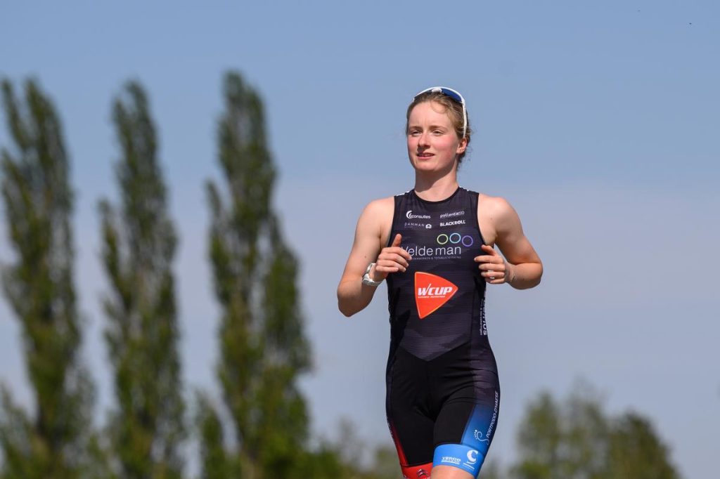 Lotte Vandekerckhove wins the Nepean Triathlon in Sydney: "Still work to do"