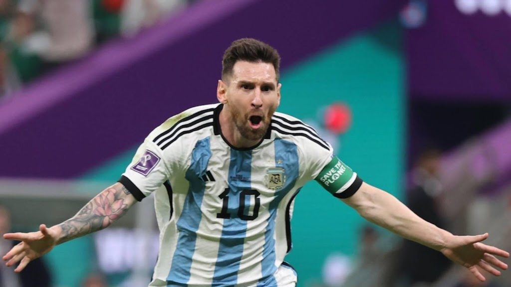 Messi and Lewandowski are battling for a spot in the World Cup knockout stage
